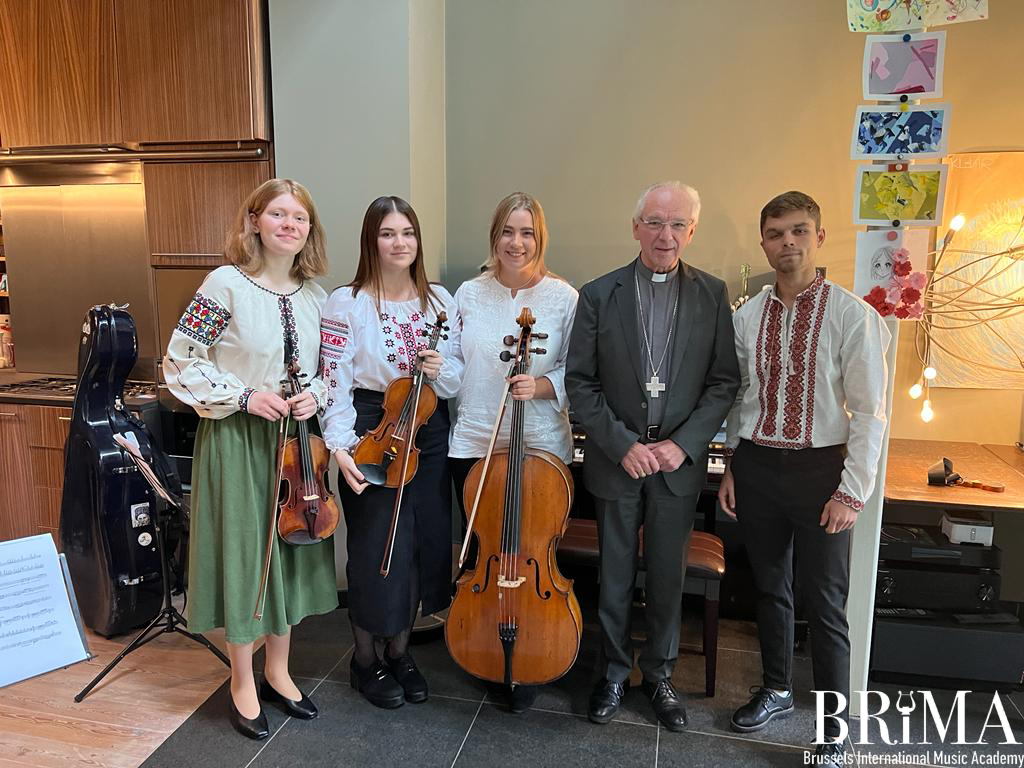 Performance musicale de la Camerata BRIMA pour Son Eminence le cardinal Josef de Kesel